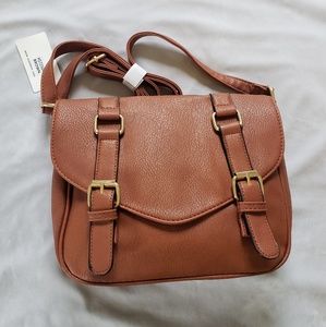 Light brown crossbody purse
